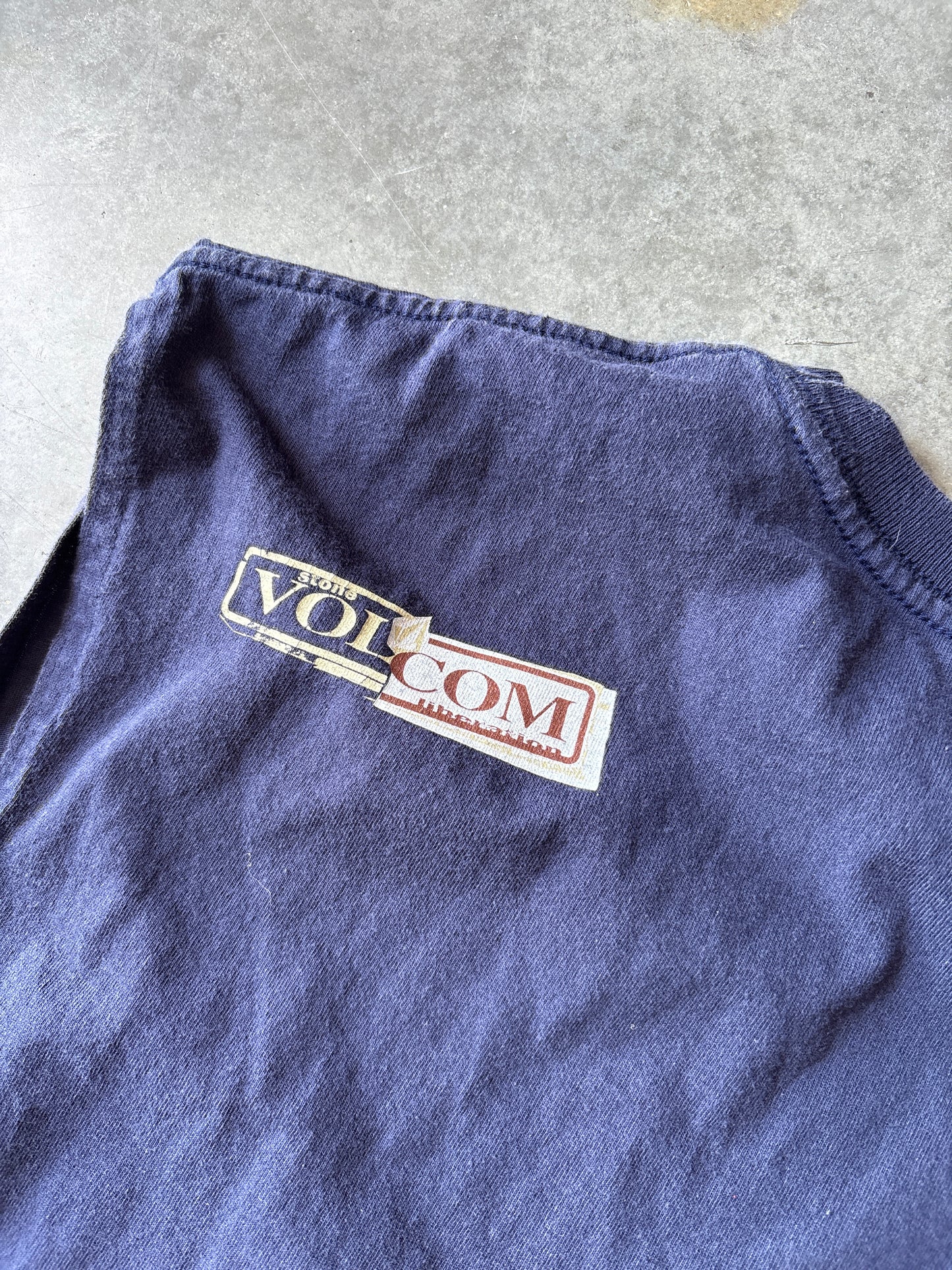 Vintage Volcom Cut Off Sleeve