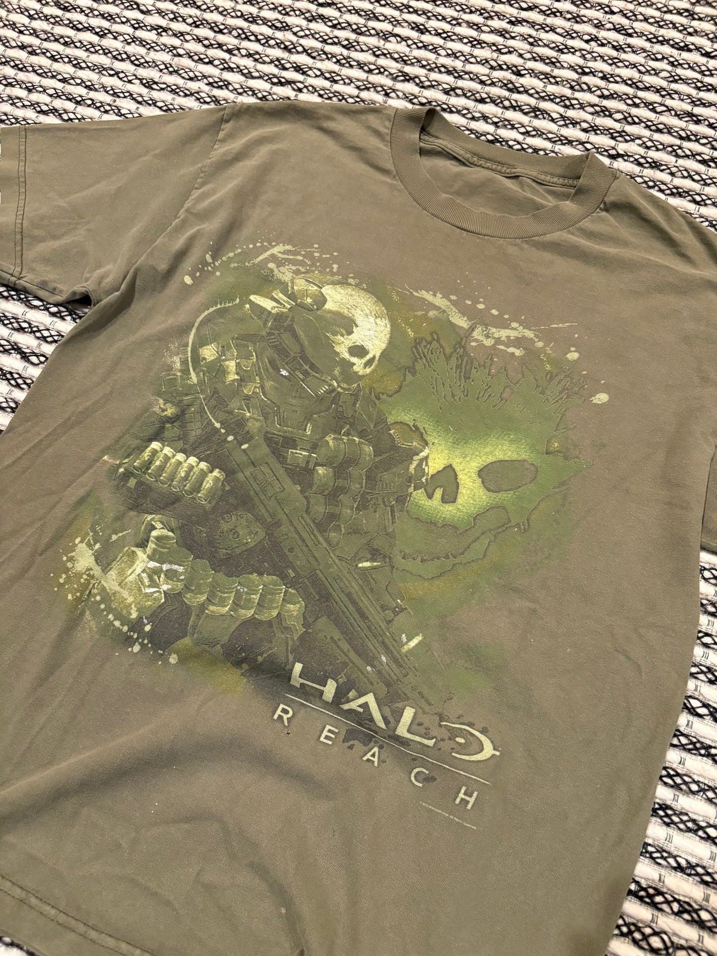 Vintage Halo Reach Tee
