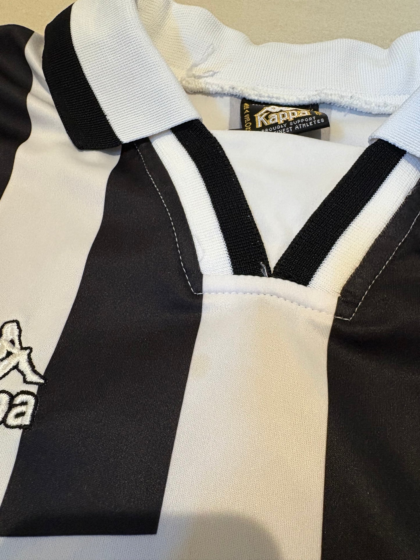 Vintage Juventus Jersey Kappa