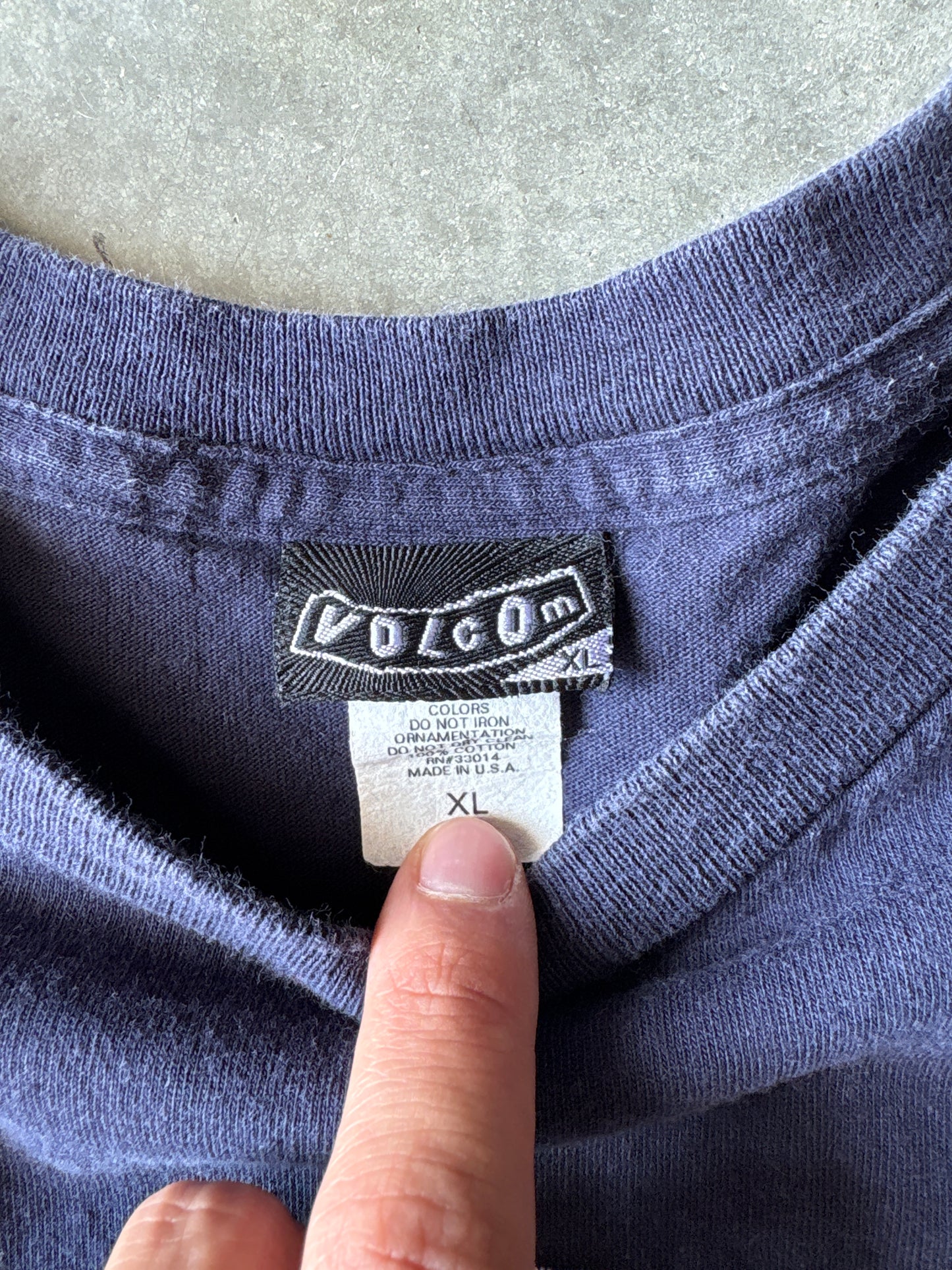 Vintage Volcom Cut Off Sleeve