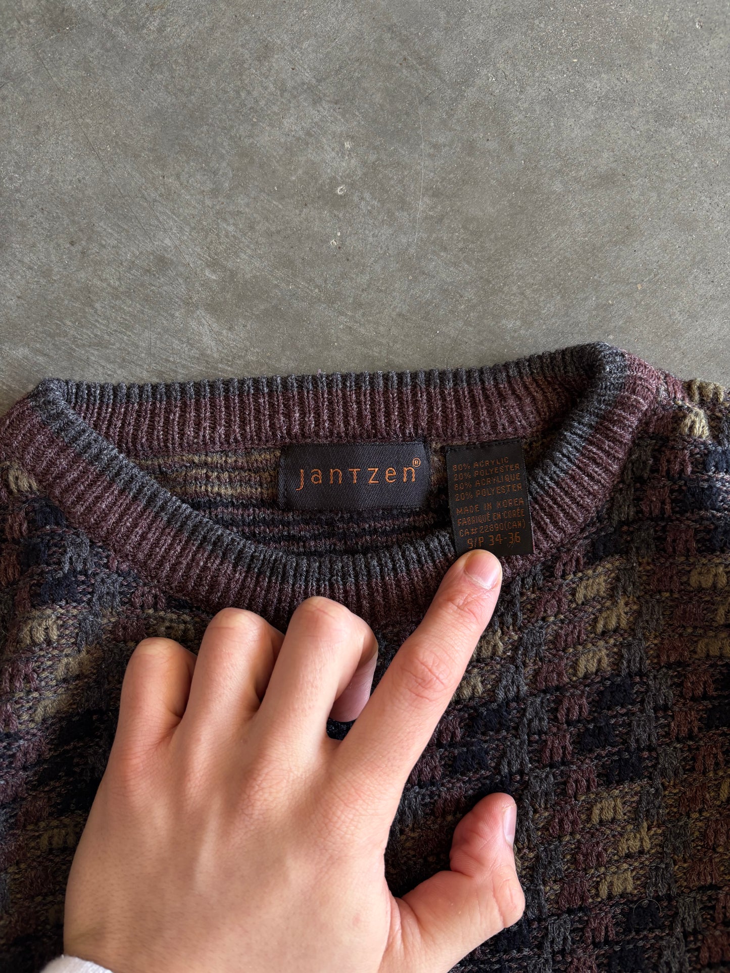 Vintage Pattern Brown Knit